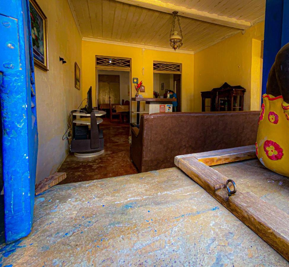 Hotel Casarao Dos Uchoa Guaramiranga Esterno foto